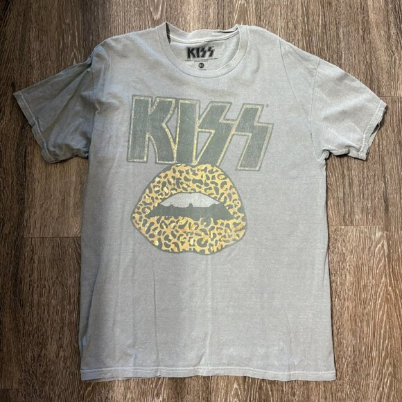 KISS Leopard Lips Graphic Tee M/L Gray Oversized Band Shirt Metallic 100% Cotton - Picture 3 of 6